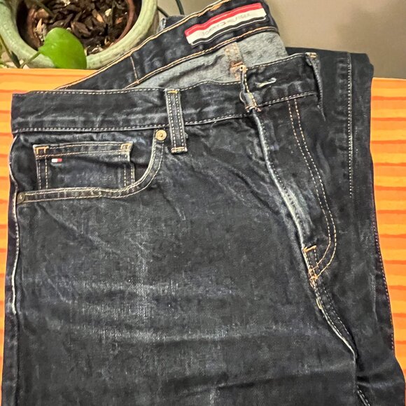 TOMMY HILFIGER JEAN PANTS - Picture 2 of 3